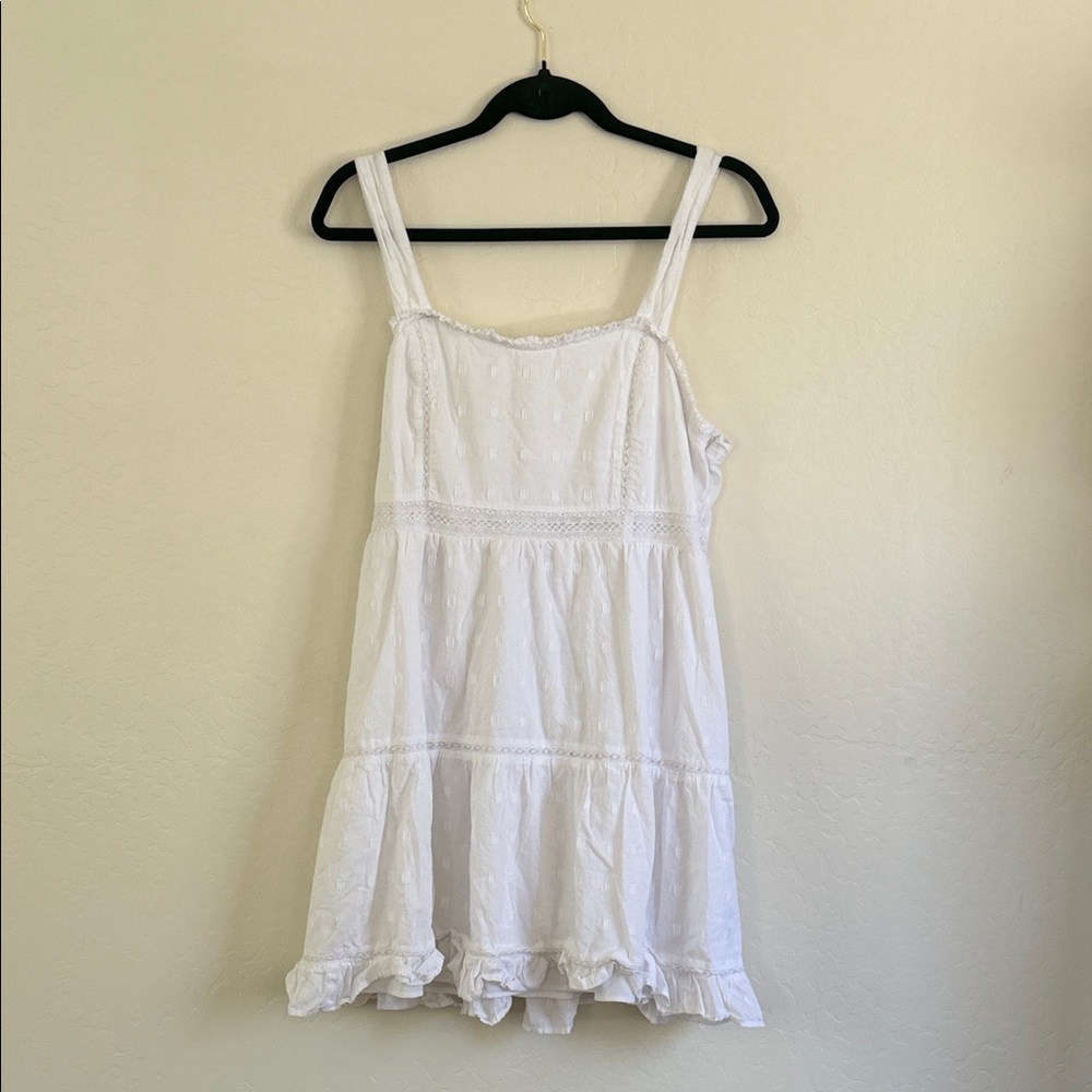 American Eagle Outfitters White Lace-Up Top